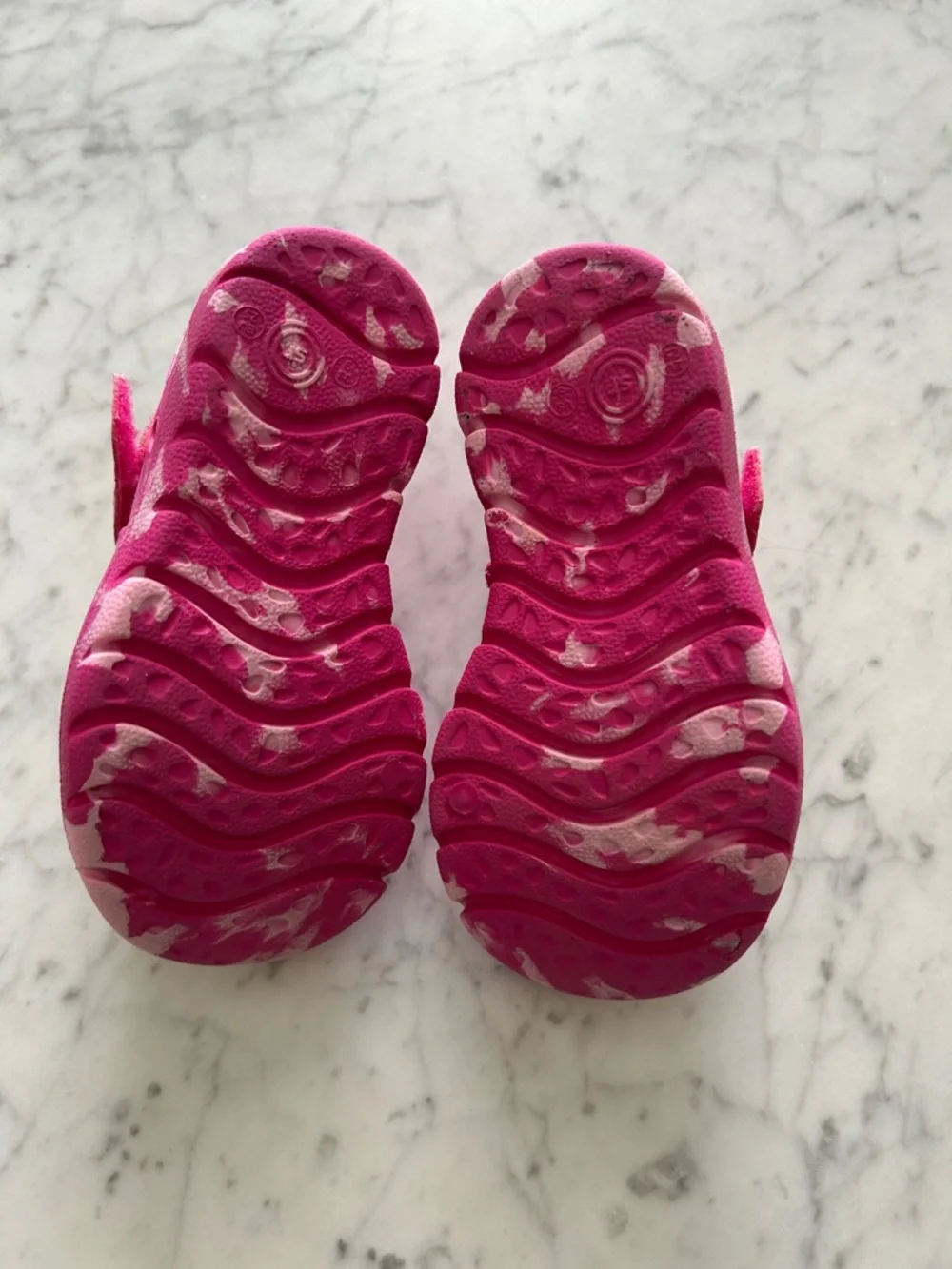 Stride Rite ocean Kids Pink Slip-On Active Water Shoes size 9 toddler
